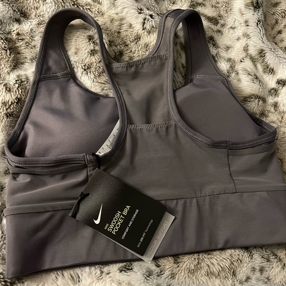Nike Sports bra brand new - Picture 2 of 4